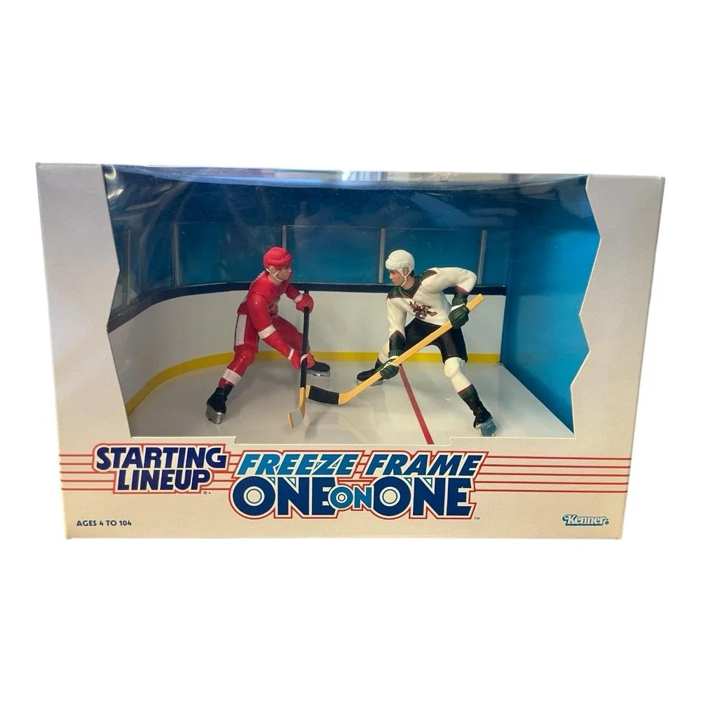 Jeremy Roenick & Steve Yzerman 1997 Freeze Frame Starting Lineup Figures